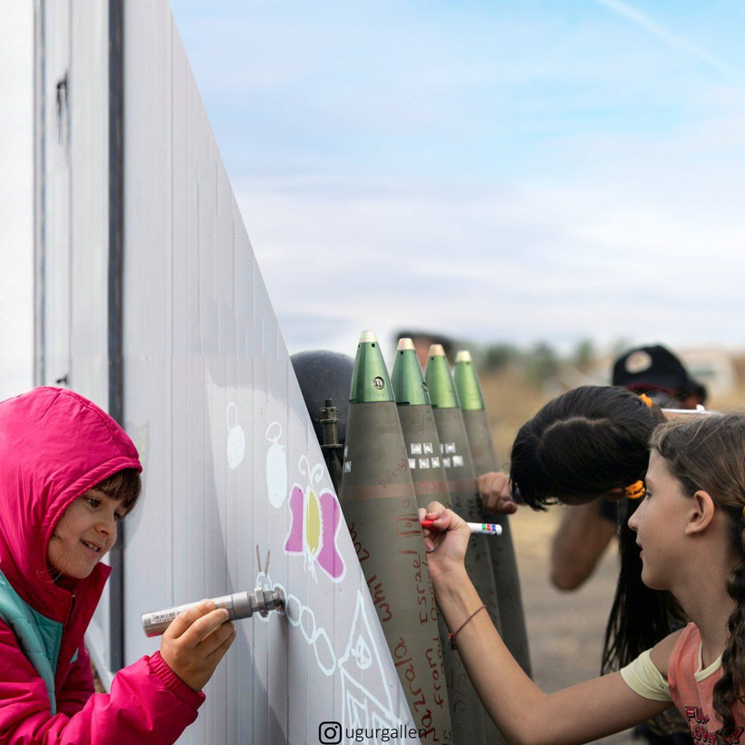 Sanatçı Uğur Gallenkuş dünyanın iki yüzünü gözler önüne seriyor - Resim: 4