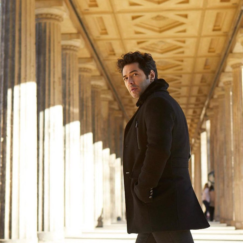 Yakışıklı oyuncu Mert Fırat, Suriyelilere ders verdi! - Resim: 4