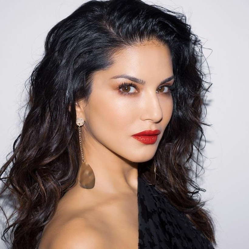 Yetişkin film yıldızıydının yeni mesleği olay oldu - Resim: 4