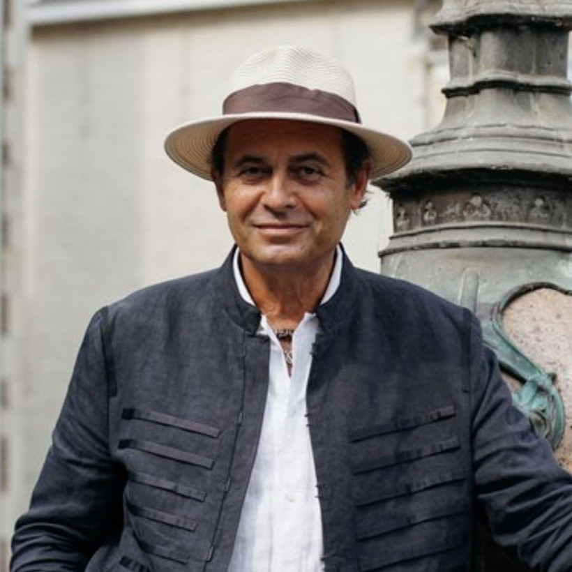 Ünlü müzisyen yorumuyla şaşırttı: "Cem Yılmaz'la uzaktan sevişiriz" - Resim: 2