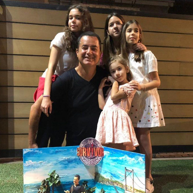 Acun Ilıcalı'nın kızlarından babalarına sürpriz doğum günü kutlaması - Resim: 2