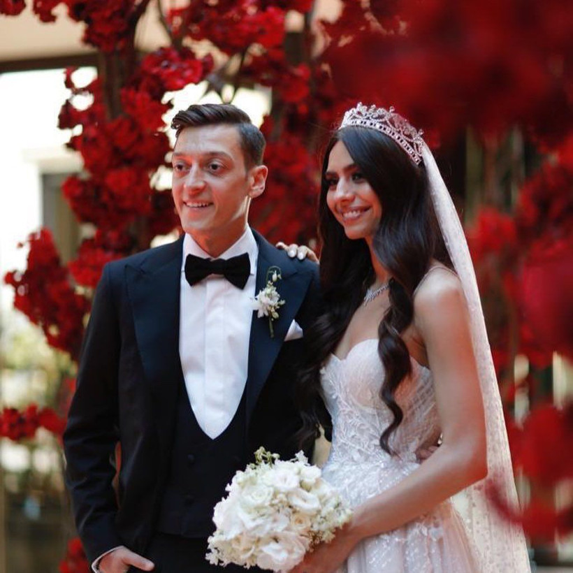 İddiayı kaybeden Mesut Özil sosyal medyayı salladı! - Resim: 1