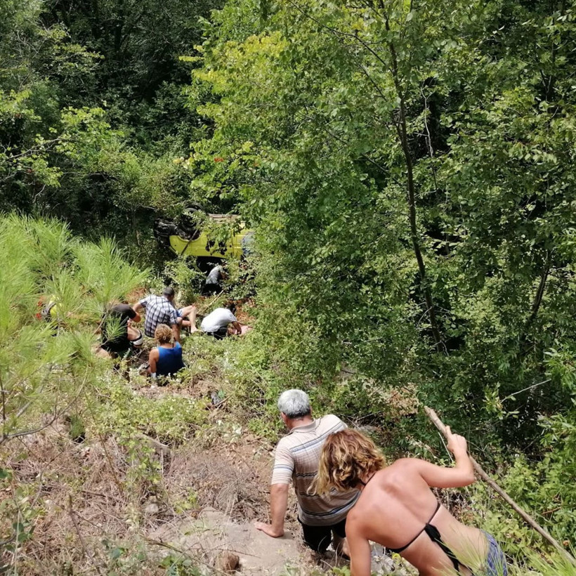Antalya'da safari cipi devrildi 1 ölü 10 yaralı - Resim: 3