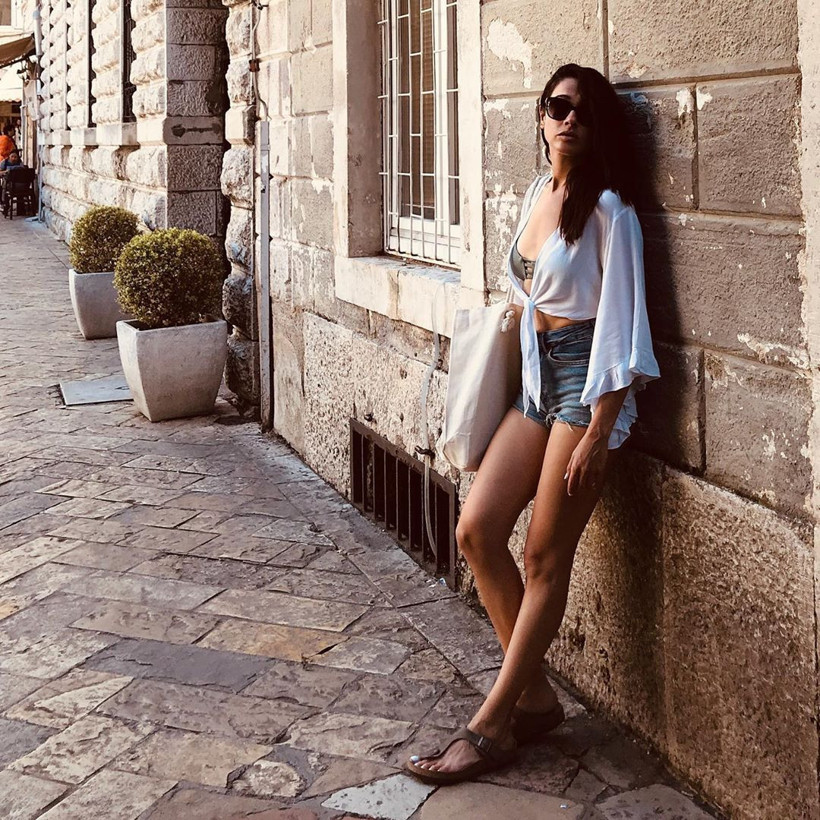 Funda Eryiğit paylaştı cesur tatil pozu takipçilerinin başını döndürdü - Resim: 3