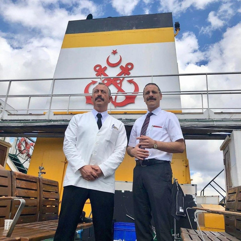 Cem Yılmaz Karakomik Filmler'de uzaylı rolü için bakın kimi tercih etti - Resim: 1