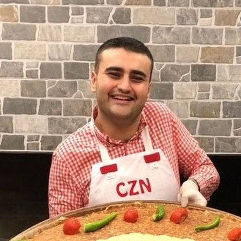 CZN Burak Özdemir 'annesi rüşvetten tutuklandı' iddialarına sert çıktı - Resim: 2