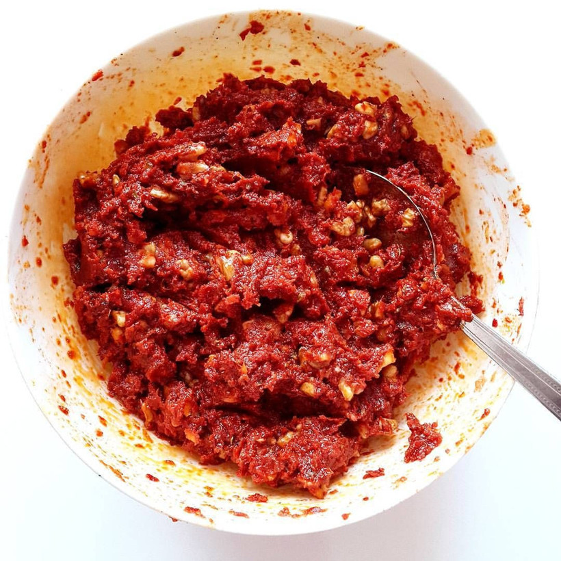 Kahvaltılık cevizli salça ezme nasıl yapılır ekmeğe sürmelik! - Resim: 3