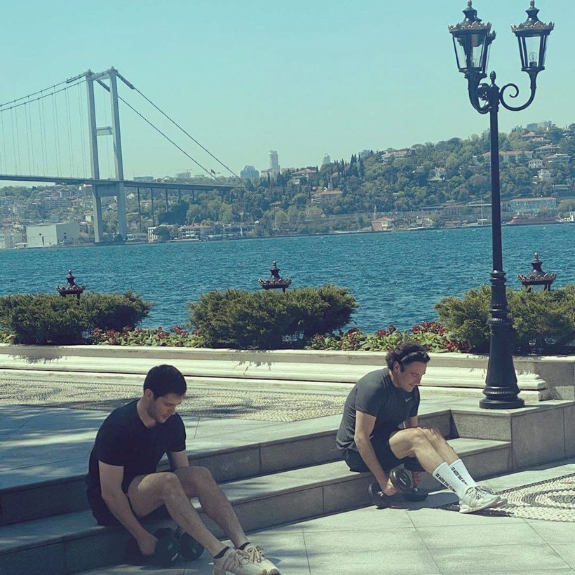 Kerim Sabancı ve Hacı Sabancı kardeşlerin evde spor keyfi - Resim: 3