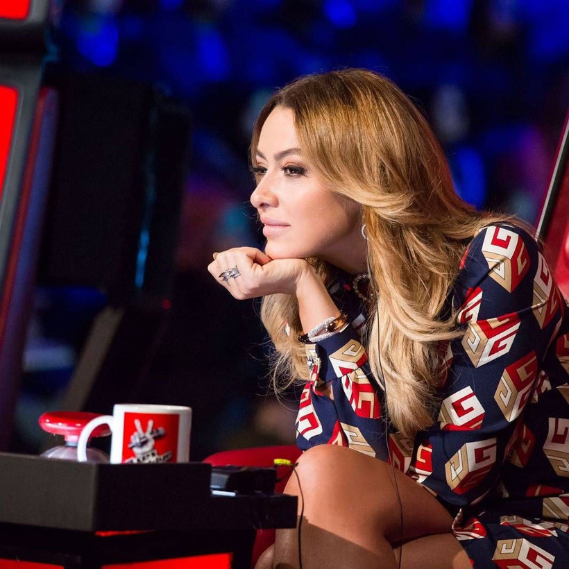 Hadise'de Murat Boz gibi yaptı bakın ne yazdı TV8 O Ses Türkiye paylaşımını - Resim: 1