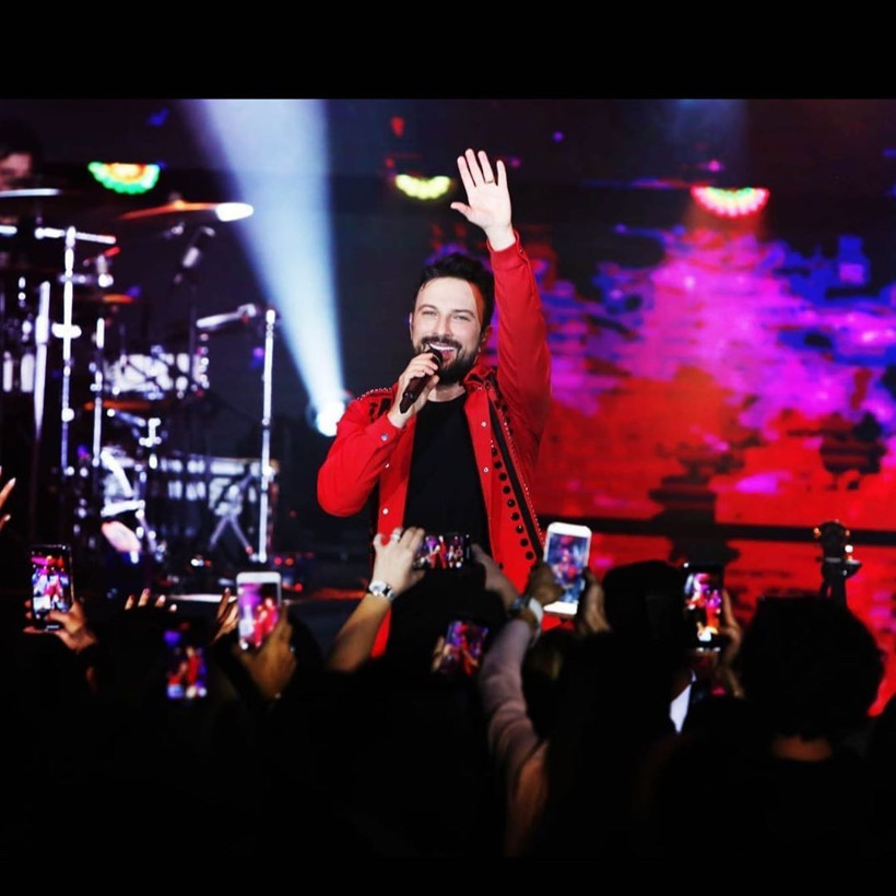 Tarkan yeni imajını sosyal medyadan paylaştı - Resim: 1