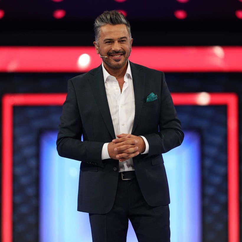 Siyasi görüşünü açıkladı! Sihirli Annem'in Sadık'ı Emre Altuğ: Göründüğümün dışında... - Resim: 2