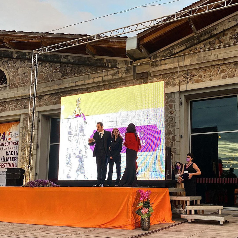 Star TV Menajerimi Ara'nın başrolü Ahsen Eroğlu 'Genç Cadı' seçildi - Resim: 2