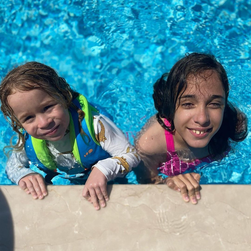 İlke imza attı Ceyda Düvenci soluğu tatilde aldı! Bülent Şakrak öpücüklere boğdu - Resim: 2