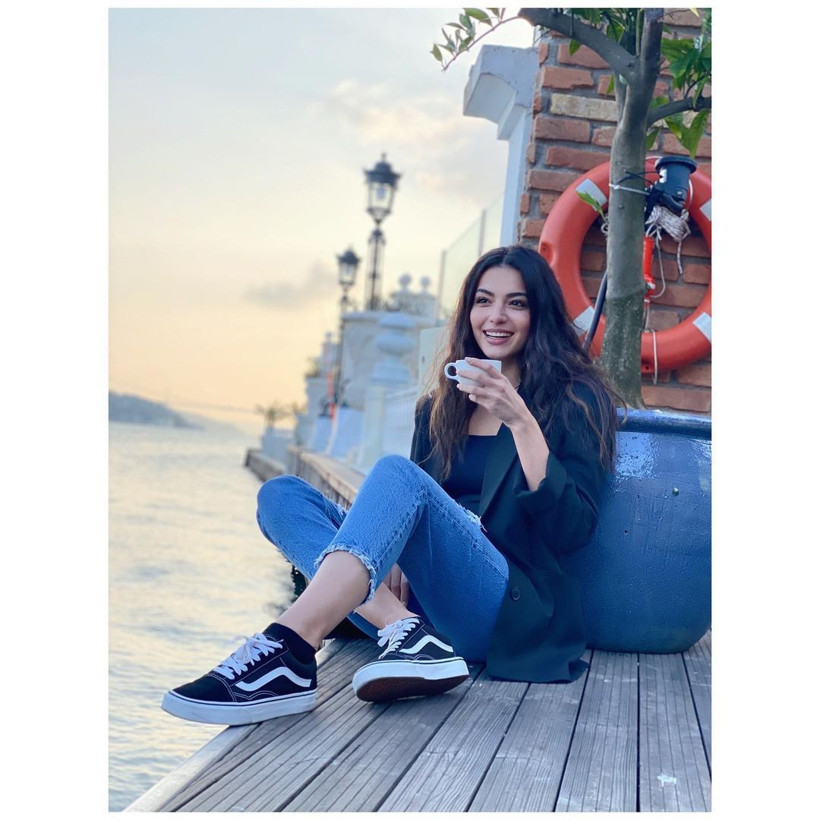 Kırmızı Oda yıldızından kötü haber! Melisa Aslı Pamuk soluğu tatilde aldı pozlarıyla nefes kesti - Resim: 3