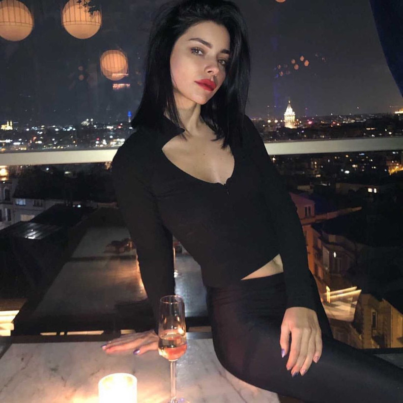 'Jiletlemiştim' itirafı geldi! 'Kusacağım' deyip Merve Boluğur konuştu: Ergenlik yıllarımda... - Resim: 4