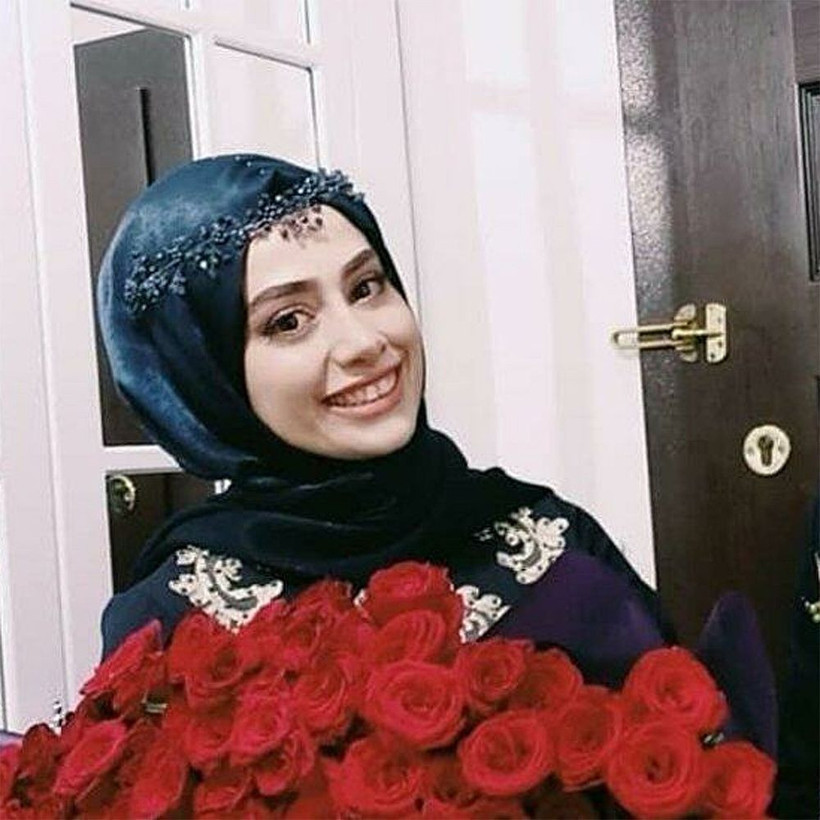 Sümeyye Erdoğan Bayraktar'dan Başak Cengiz'in ailesine taziye ziyareti - Resim: 1