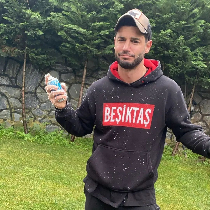 Yanlışlıkla evi yaktı film izlerken fark etti! Yasak Elma yıldızı Berk Oktay ilk kez anlattı: Tersten gitmiş oldum - Resim: 1