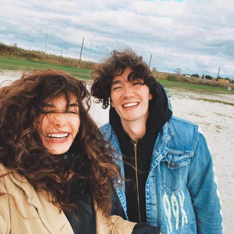 Biraz olaylı geçti! Destan yıldızı Ebru Şahin Cedi Osman nişanlandı: Tesadüf şaşırttı işte kareler... - Resim: 1