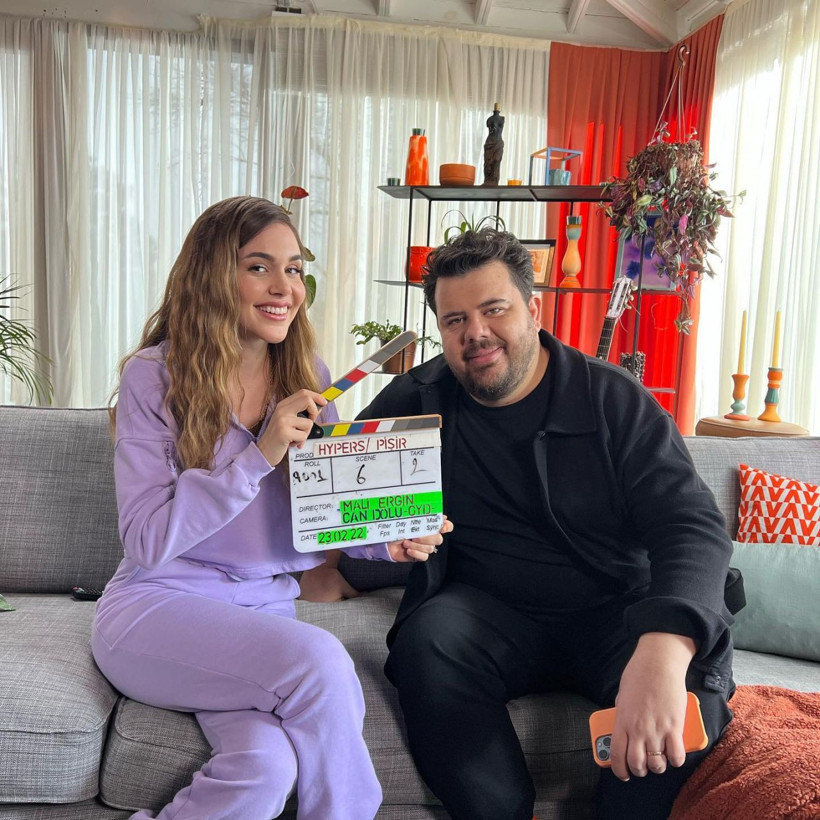 Yerden yere vurdu! Berfu Yenenler ilk kez açıkladı: Ayakkabıya 50 bin lira vermediğim için... - Resim: 1