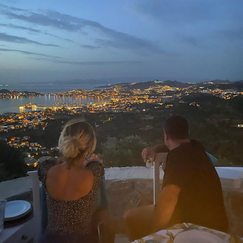 Ece Erken'den olay açıklama: Herkes lüks arabalara binerken... - Resim: 3