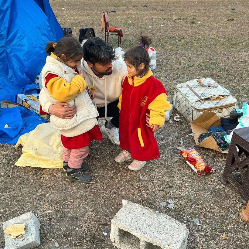 Gökhan Zan deprem anını anlattı! Her evin altında atom bombaları patladı! Yıkılmasını bekledik... - Resim: 3
