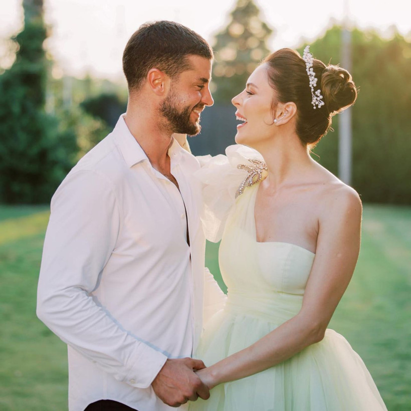 Berk Oktay Çağrı Atiksoy çifti fena dolandırıldı! Instagramdan görüp parasını ödemişlerdi... - Resim: 2