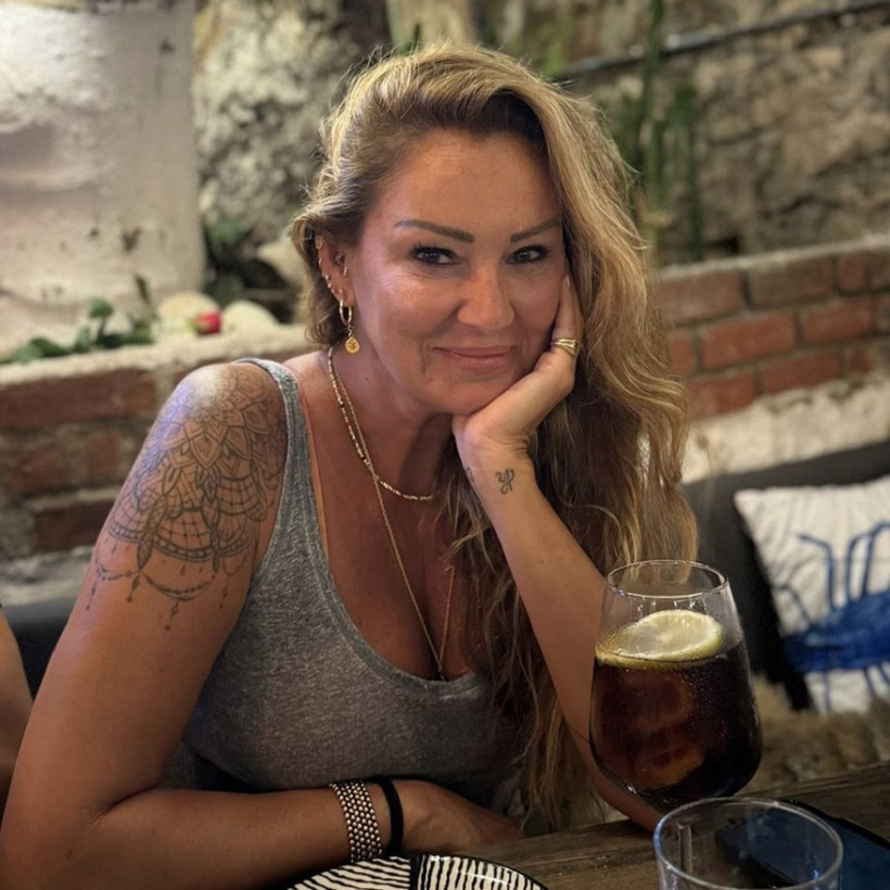 Pınar Altuğ itiraf etti! "Her şey o ilk öpücükle başladı, millete kalsa çoktan ayrılmıştık!" - Resim: 1