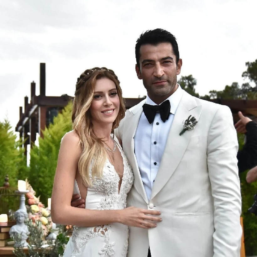 Ayrılacakları konuşuluyordu! Kenan İmirzalıoğlu'ndan Sinem Kobal'a aşk dolu sürpriz... - Resim: 2