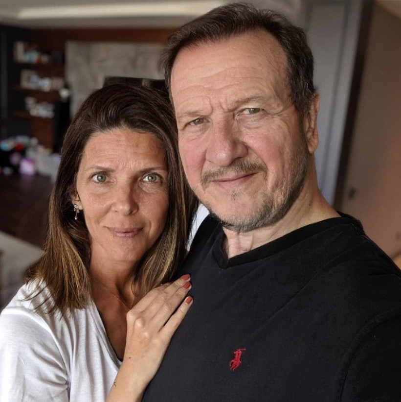 Özge Ulusoy'dan birçok ünlüye inat ters köşe paylaşım! Ünlü manken geçmişi tercih etti - Resim: 4