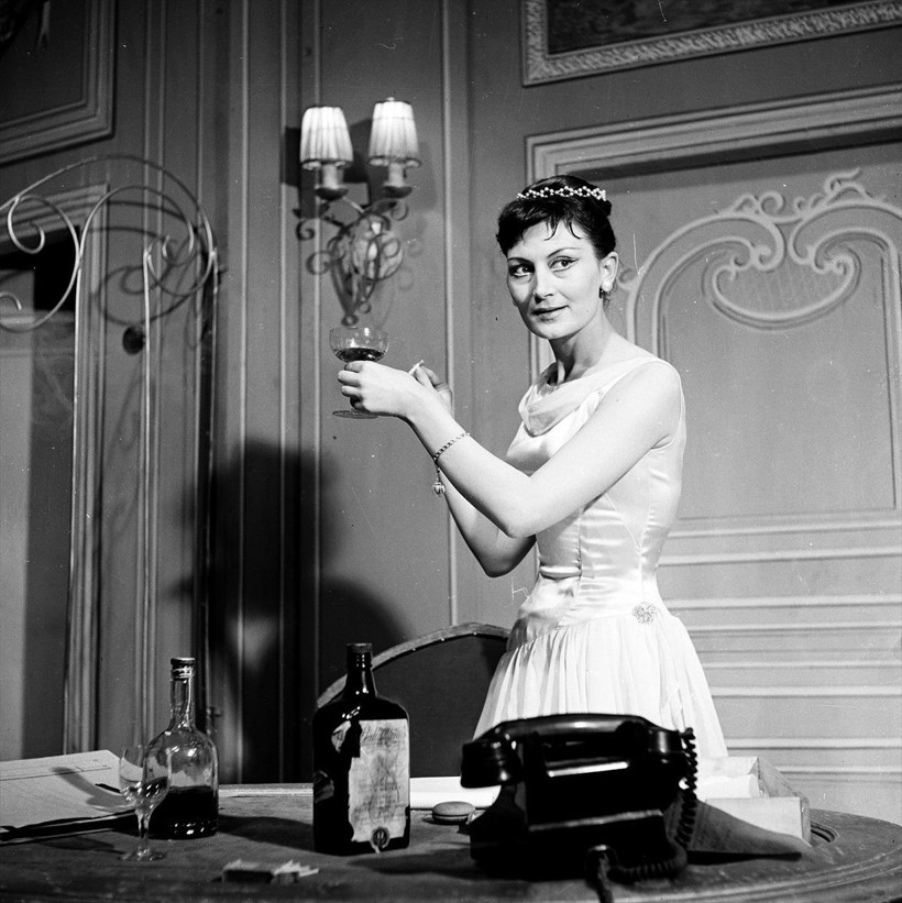 Hocaların hocası Yıldız Kenter'in Devlet Tiyatrosu yılları fotoğraf karelerinde - Resim: 2