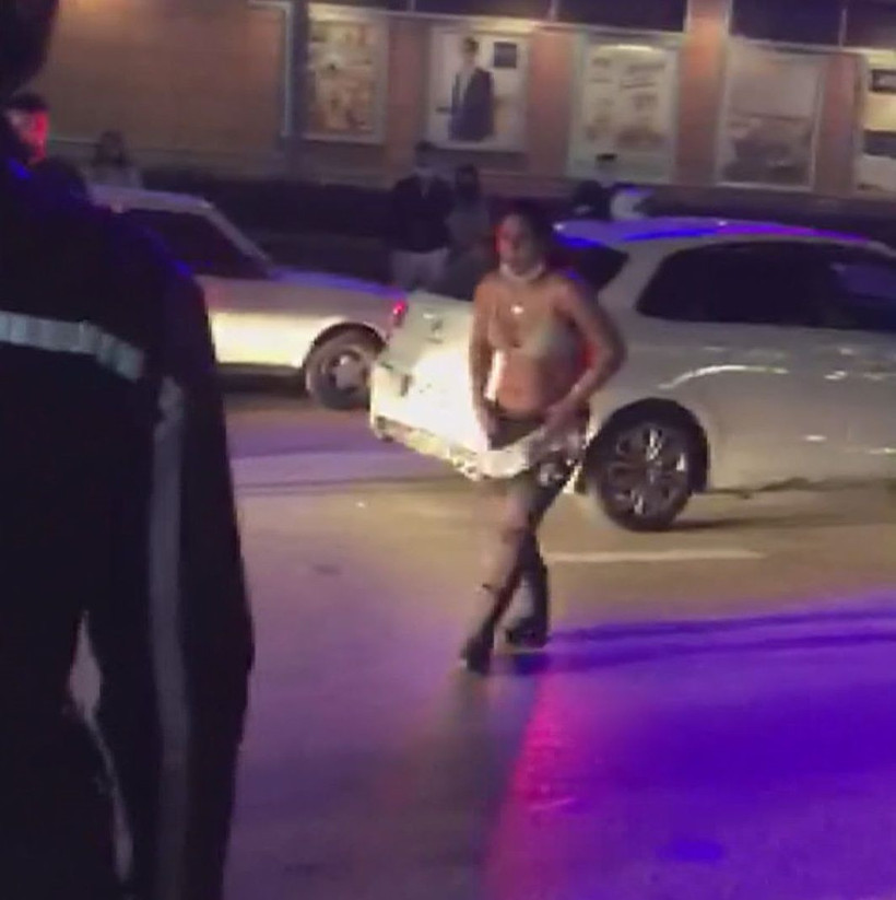 Güngören'de 3 kadın sokak ortasında soyundu hırsızlık yaptıkları iddia edilince... - Resim: 4