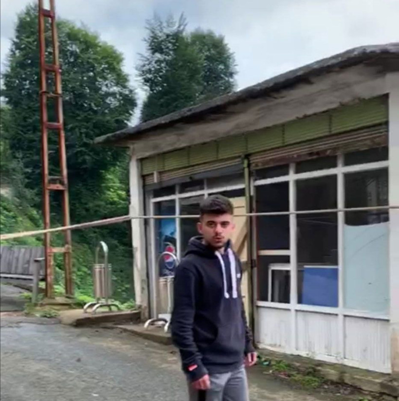Rize'de esnafın yaptığına bakın dükkanını iple camiye bağladı - Resim: 1
