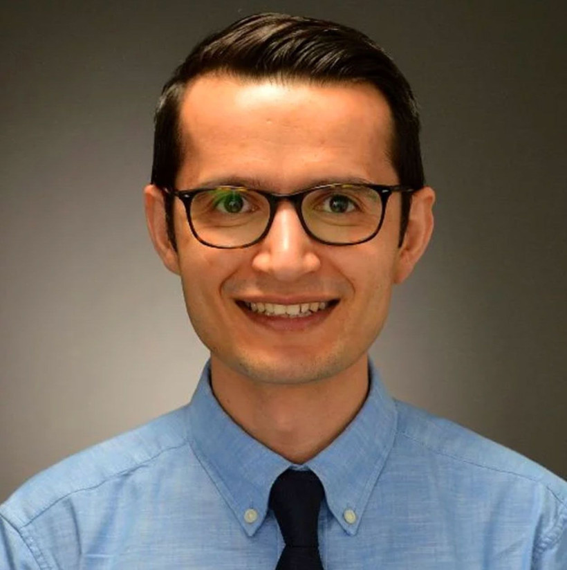 Iğdırlı doktor Mutlay Sayan'ın müthiş hikayesi! Tekstil atölyesinde çocuk işçiydi ABD'de "Harika Çocuk" oldu - Resim: 4