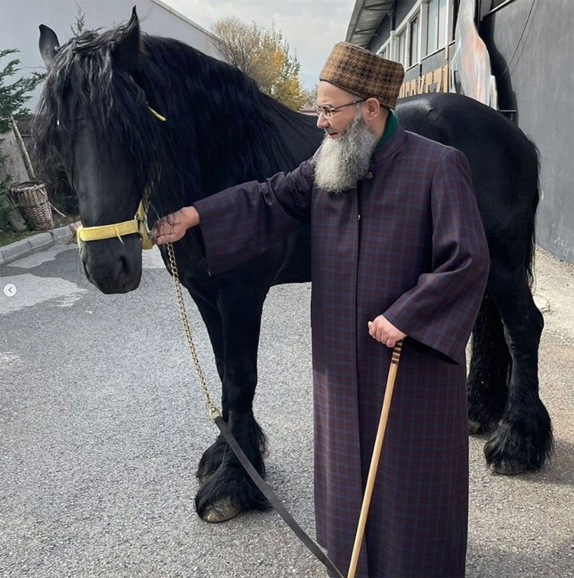 Cübbeli Ahmet Hoca 'Beni satsalar beş para etmem' deyip köpeklerle ilgili fetva verdi - Resim: 3