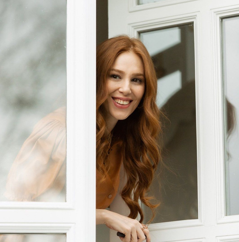 'İnşallah sektörden silinirler' deyip Kiralık Aşk yıldızı Elçin Sangu itiraf etti: 2 kez... - Resim: 3