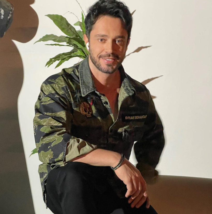 Acun Ilıcalı Hadise Hande Erçel Demet Özdemir'e fark attı! İşte Instagram'da en çok takipçisi olan ünlü... - Resim: 2