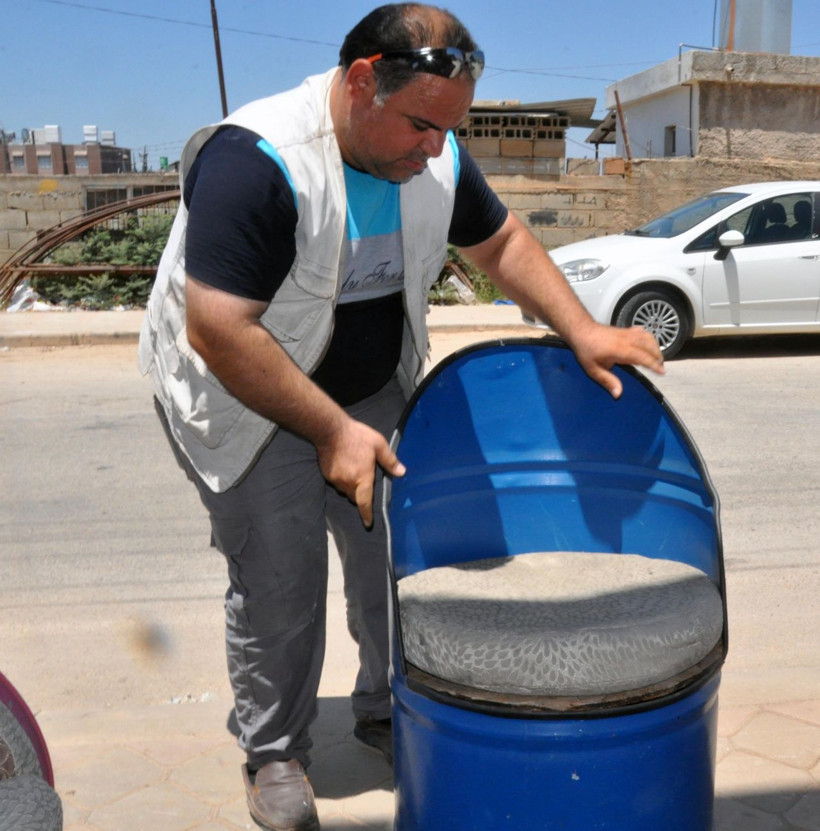 Suriyeli adam tanesini 800 TL'den satıyor! Hatay'da boş varillerle bakın neler yapıyor - Resim: 4
