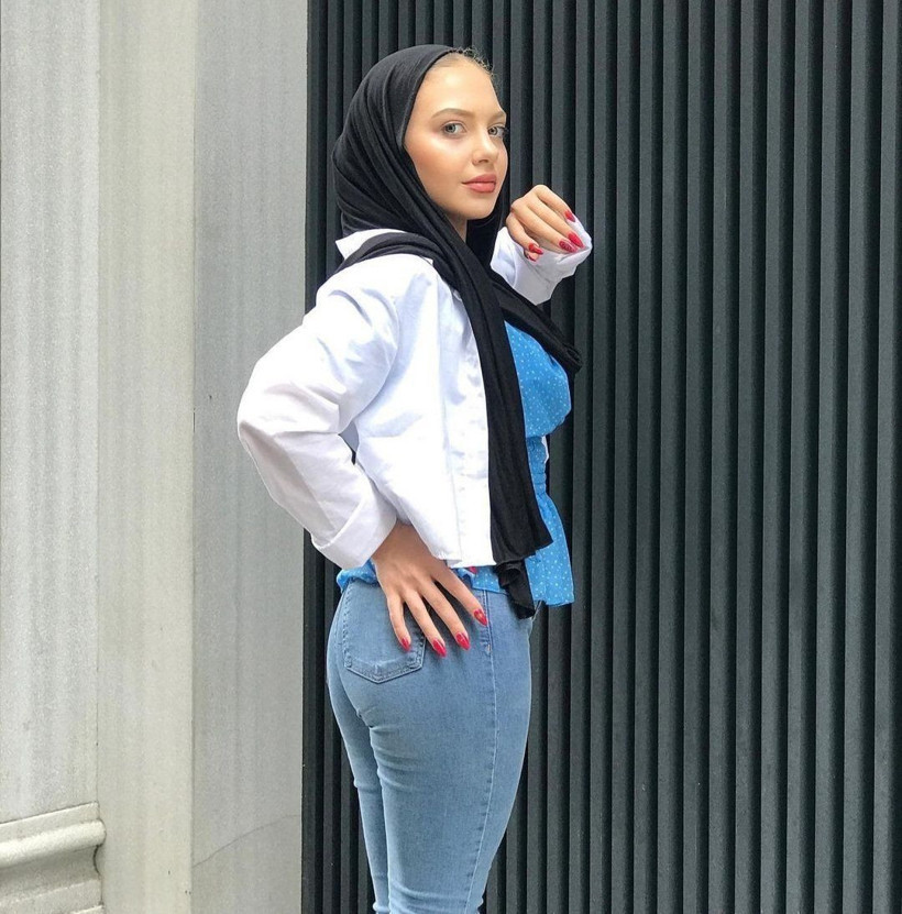 'Başörtülü Twerk dansçısı' fuhuşçu 'Pembe Panter' çıktı! İfşa olunca başörtüsünü çıkardı! - Resim: 3