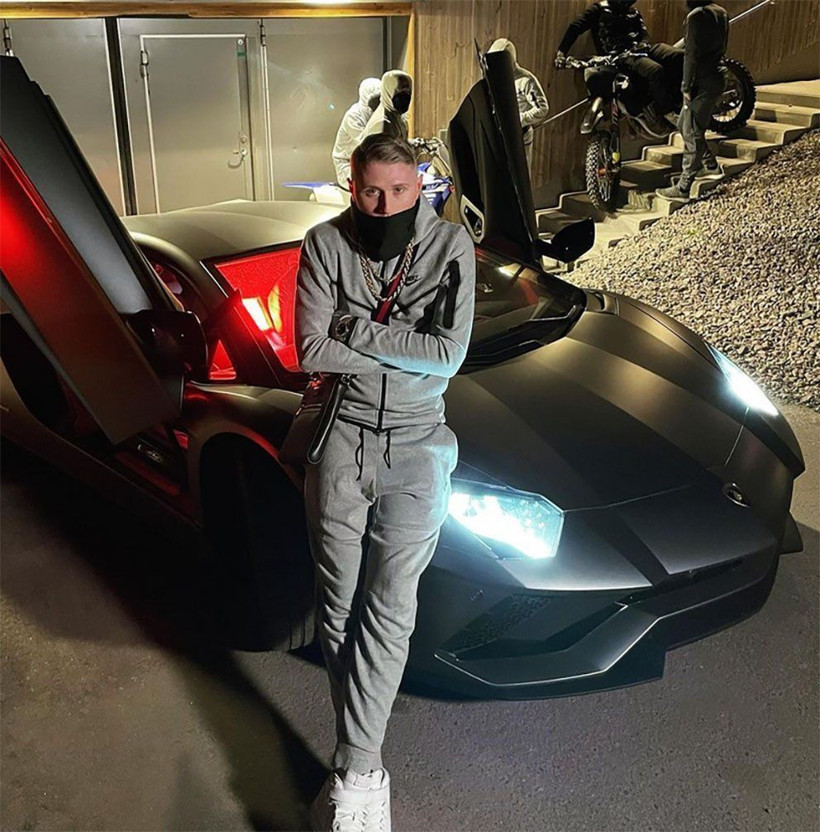 Ünlü rapçi Einar evinin önünde silahlı saldırıya uğradı hayatını kaybetti! - Resim: 4