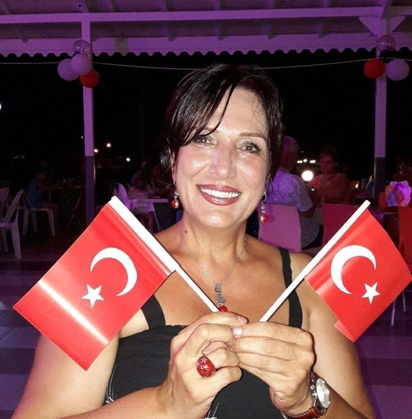 Ölü bulunan doktorun aile dramı ortaya çıktı! Gözyaşları içinde defnedildi - Resim: 3