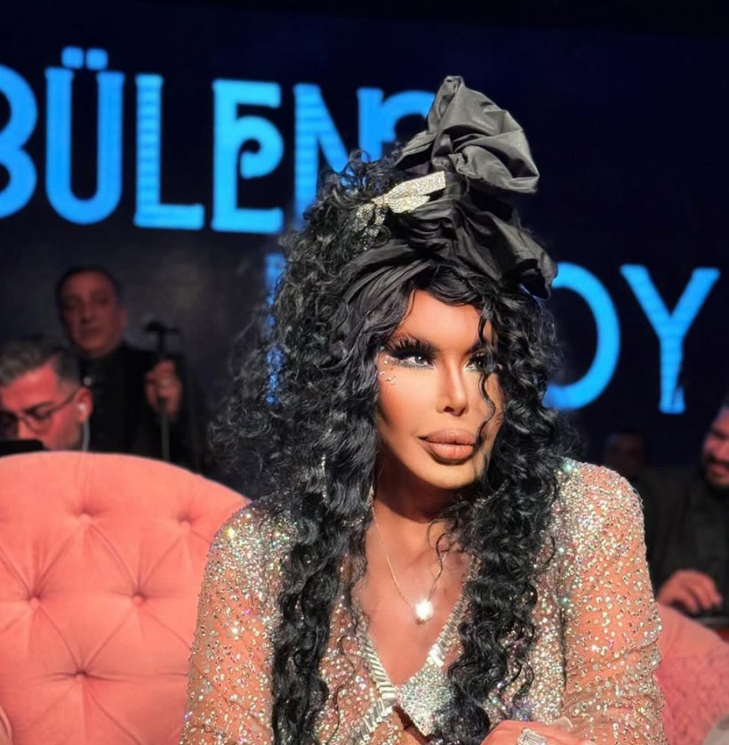 74 yaşındaki Bülent Ersoy'a 'Lolita' operasyonu! Hastane odasından paylaşım yaptı - Resim: 4