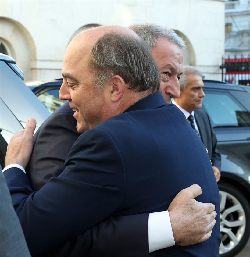 Hulusi Akar'dan F-16'lar için nazlanan ABD'ye 'Tayfun' mesajı! İngiltere'den savaş uçağı alabiliriz - Resim: 2