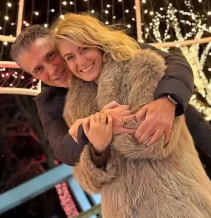 Ceyda Düvenci'den sonra bir aşk pozu da Bülent Şakrak'tan geldi! "Alayına..." - Resim: 4