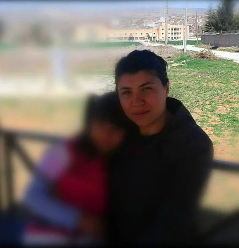 İnfial yaratan Emine Bulut cinayetine tepki yağıyor! 4 büyüklerden çok sert tepki - Resim: 3