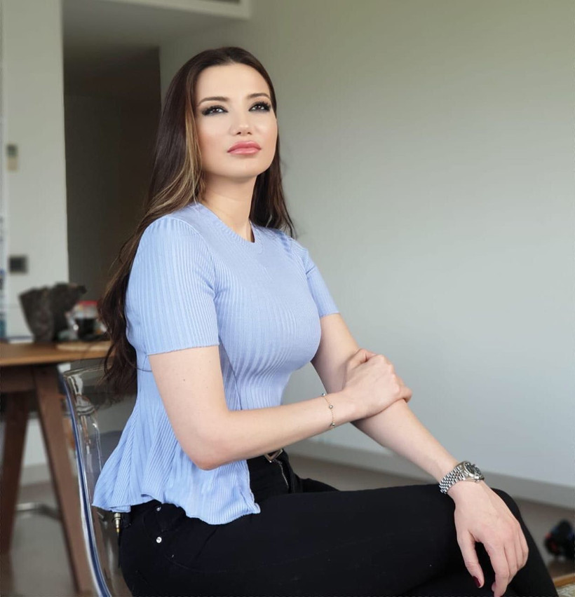 Sevgilim tecavüze uğradığı için... Esra Ezmeci 'iğrenç' itirafları paylaştı: Kocam ilişkiye girerken... - Resim: 1