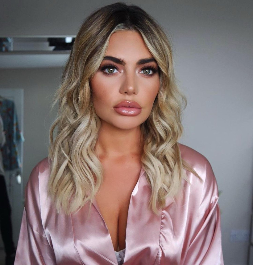 Her açıdan göstermek istedi şekilden şekle girdi! Megan Barton Hanson pozları olay - Resim: 3