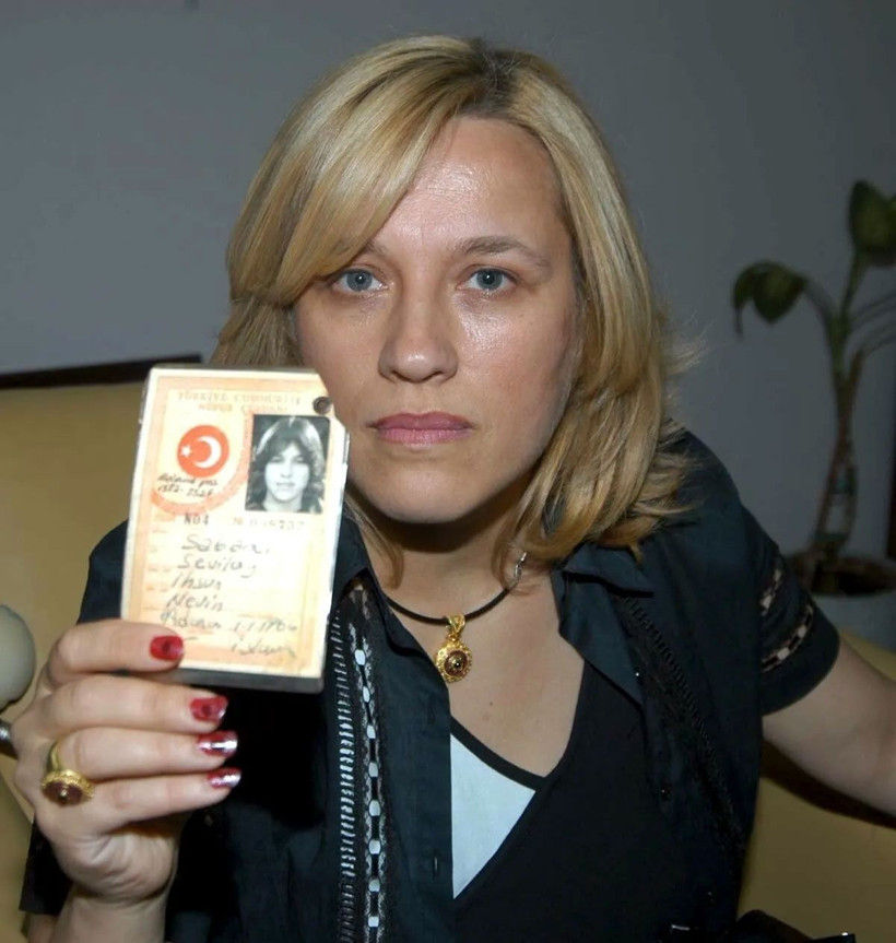 Sabancı'nın gayrımeşru kızı, Atlı Köşk'ü satılığa çıkardı! 200 milyon lira istiyor... - Resim: 3