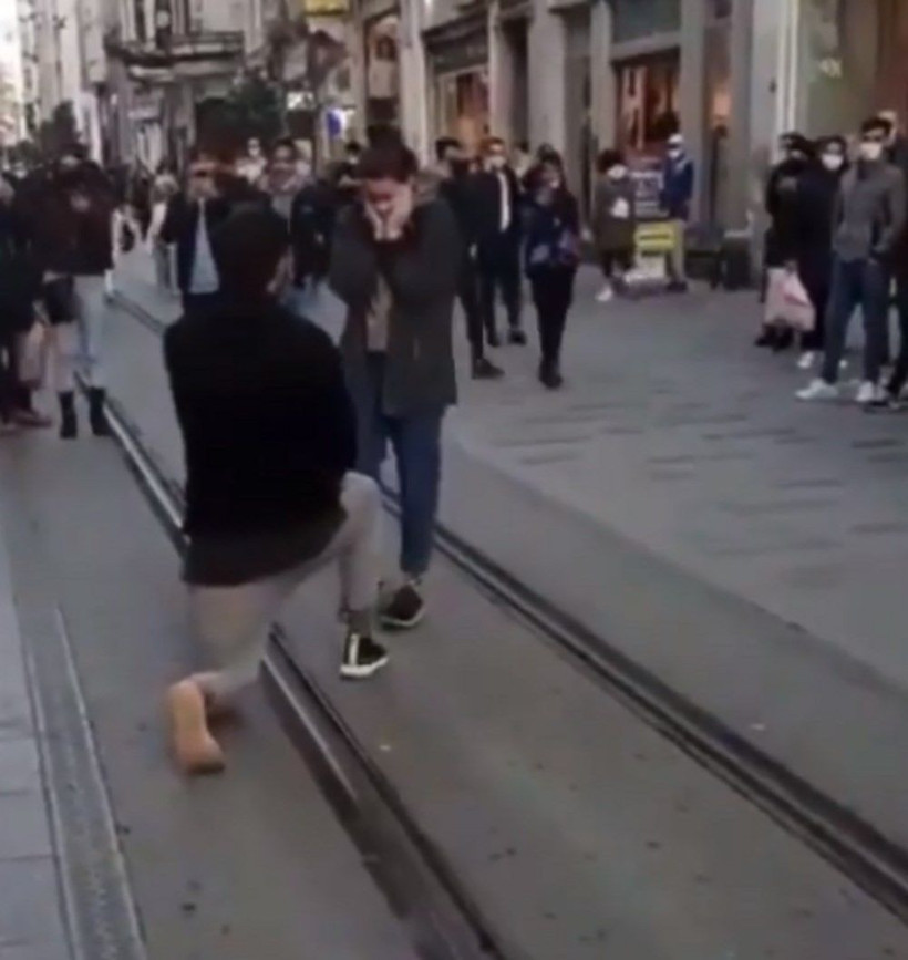 Survivor Barış Murat Yağcı alay konusu oldu! Nisa Bölükbaşı'ya seslenişi Twitter'ın diline düştü - Resim: 3