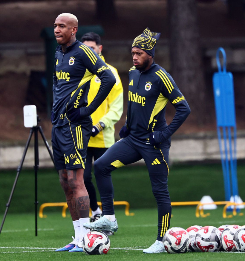 Fenerbahçe'de neler oluyor? Antrenmandaki görüntüler dikkatlerden kaçmadı - Resim: 4