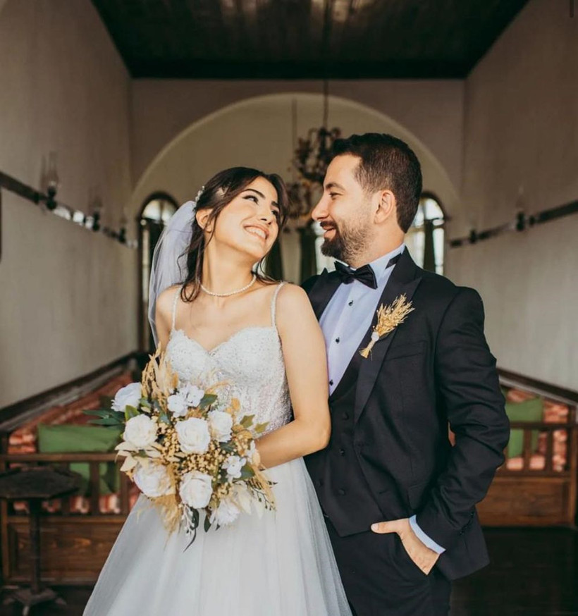 Pınar öğretmen 8 ay önce evlenmiş! Cenaze töreninde gözyaşları sel oldu - Resim: 3